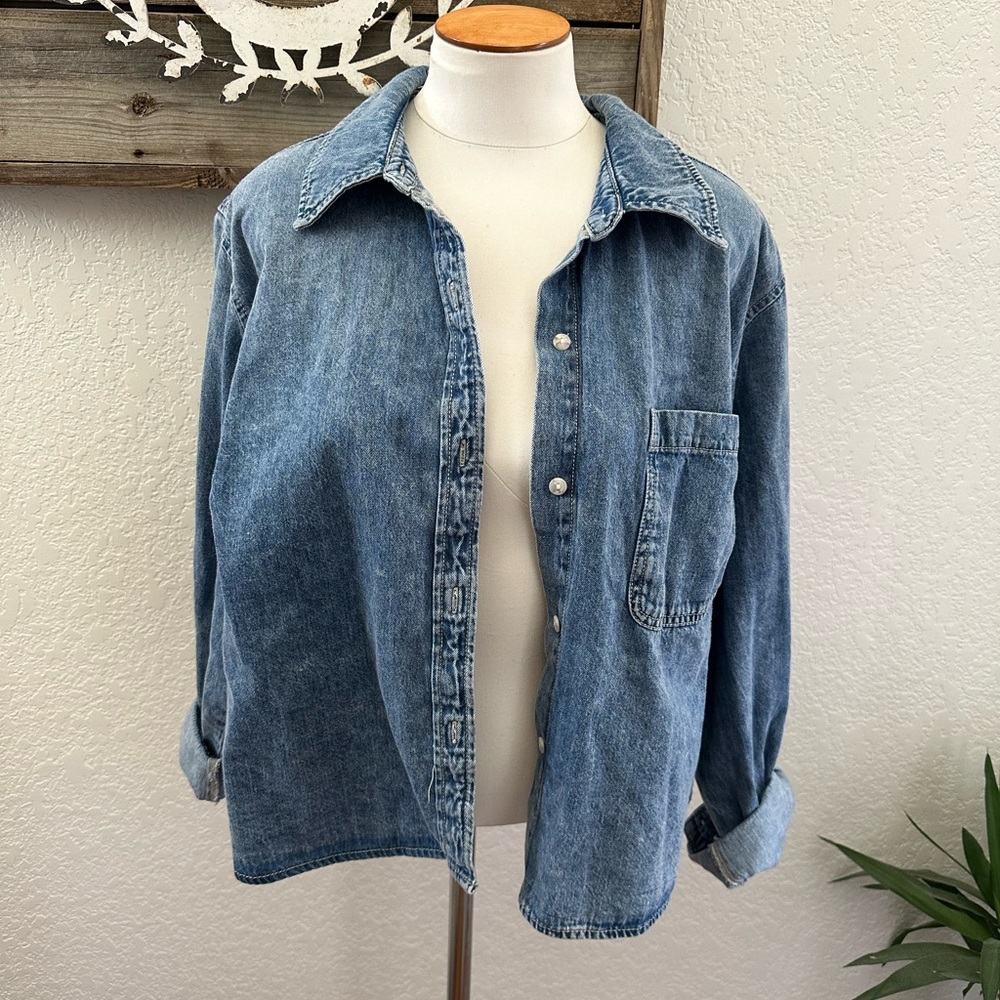 Target Universal Thread Denim Chambray Button-Up Shirt size XXL